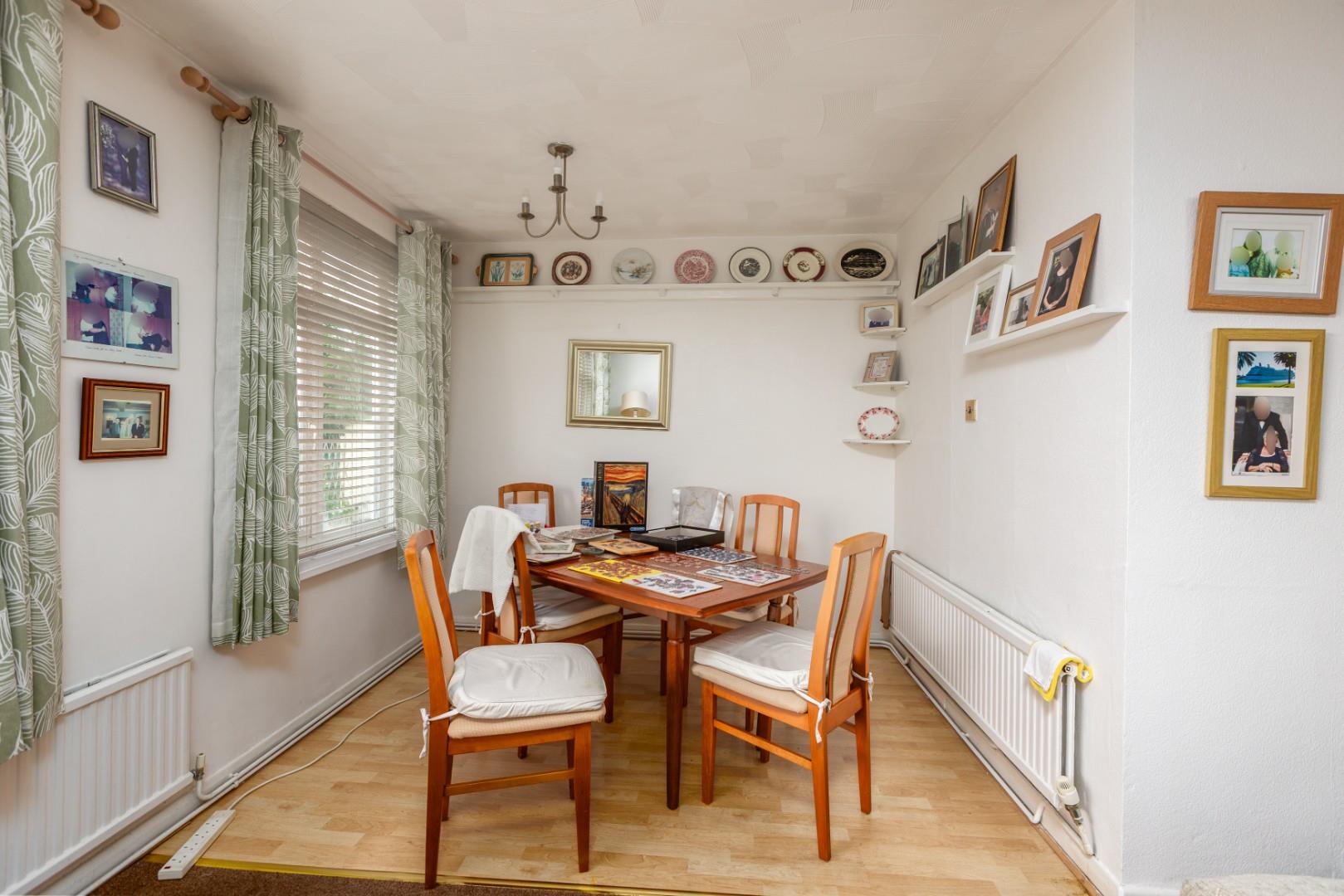 Whitestone Avenue, Bishopston, Murton, Swansea, SA3 3DA